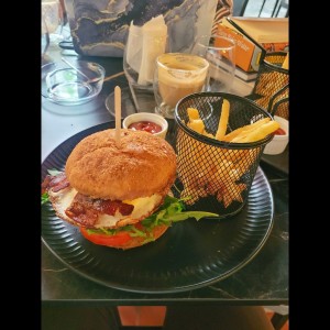 Hamburguesas - La Valiente