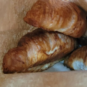 CROISSANTS