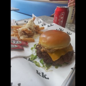 The Burgers - The Lukas #1