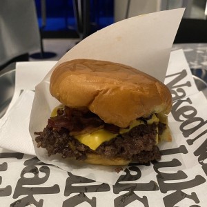 The Burgers - Cheesy B