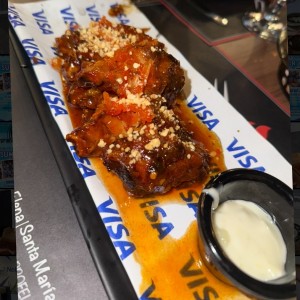 Stranger wings