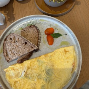 DESAYUNOS - BUNGLA OMELLETE