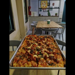 PIZZAS ESPECIALES - LA ENTRUFADA
