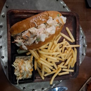 SANDWICHES - Lobster roll