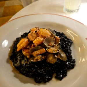 Risotto Nero Al Fruti Di Mare