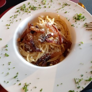 PASTAS - SPAGHETTONI ALLA CARBONARA