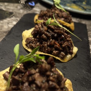 ENTRADAS - TACOS NIKKEI