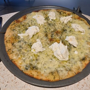 PIZZA STRACCIATELLA Y MIEL