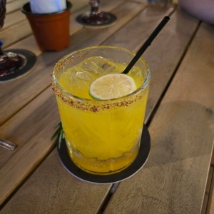 Cocktail de mango y mezcal