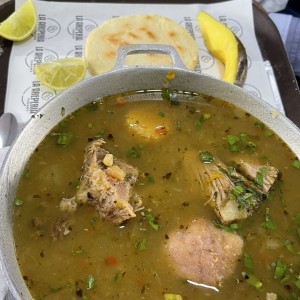 Sopa costilla de res