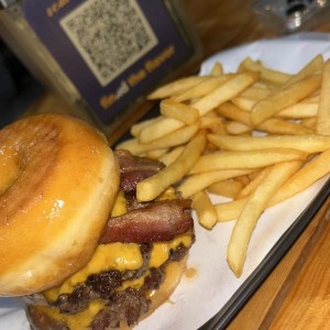 Donut burger doble