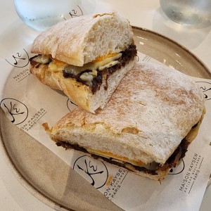 Sandwich Ciabatta Short Rib