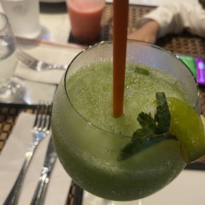 Limonada hierba buena 