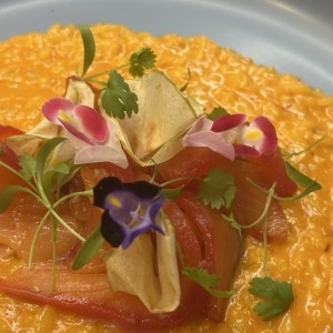 Risotto de Salmon curado y azafran 