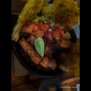 Bowl de chicharrón 