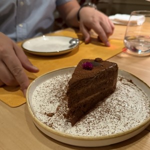 TRIO DI NOCCIOLE AL CIOCCOLATO