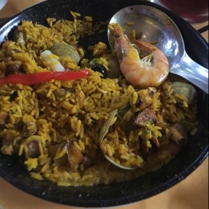 Paella marinera