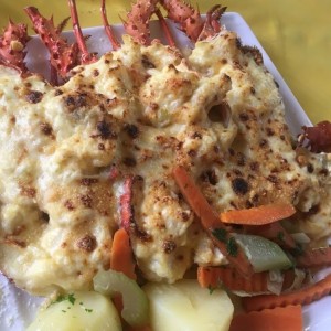 langosta gratinada