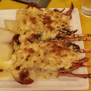 langosta gratinada