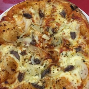 pizza de cebolla y anchoas