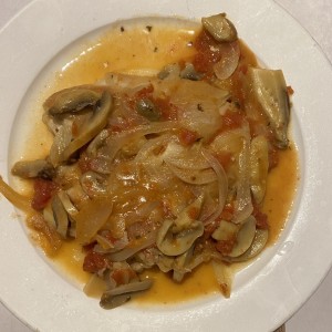 PECHUGA DE POLLO A LA CACCIATORE