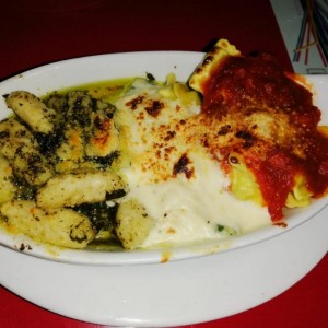 bandera italiana (Pesto,Bechamel,bolognesa)