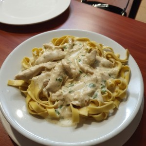 pasta de pollo