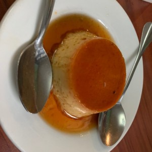 Flan de la casa