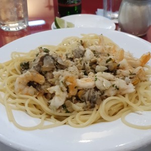 spaghetti a la pescatore