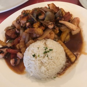 Saltado de Mariscos