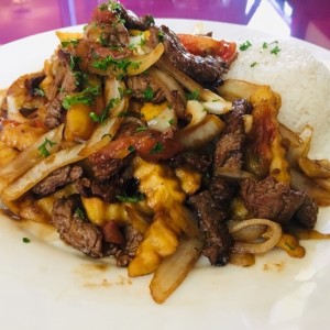 Lomo Saltado