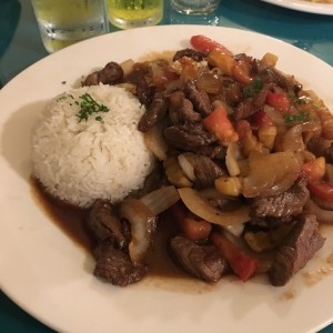 lomo saltado