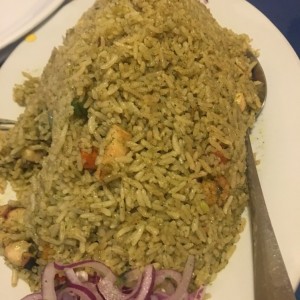 arroz verde con mariscos