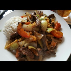 Carnes - Lomo saltado