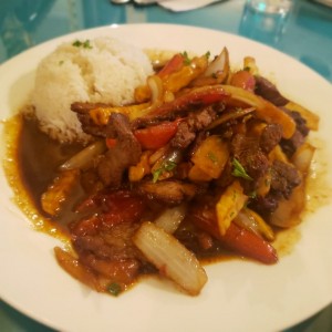 lomo saltado 