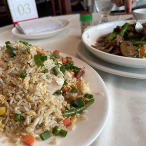 Arroz - Arroz Frito Especial y Carne con Hoja de Mostaza