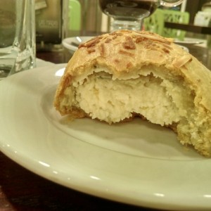 Empanada de Queso Crema 