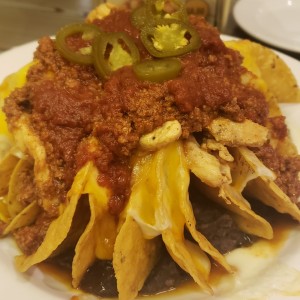 nacho de pollo y carne