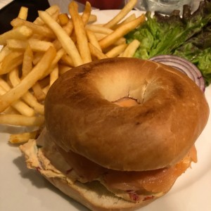 bagel de salmon