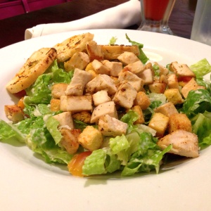 Ensalada Cesar con Pollo