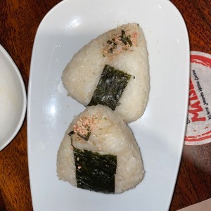 Entradas - Onigiri