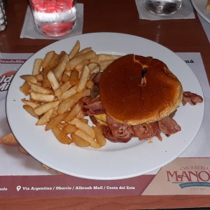 Hamburguesa Manolos con queso y Bacon