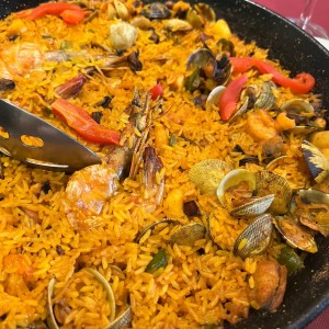 Paella de la casa