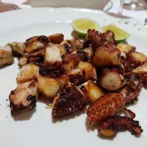 pulpo al carbon