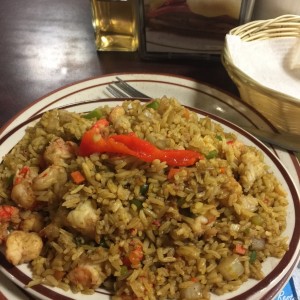 Arroz Frito con Camarones