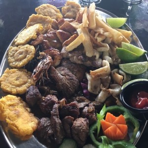 Bandeja Mar y Tierra