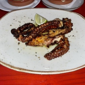 Pulpo al Carbon