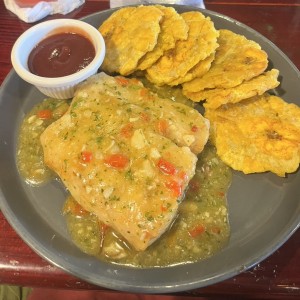 Filete de Corvina al Ajillo