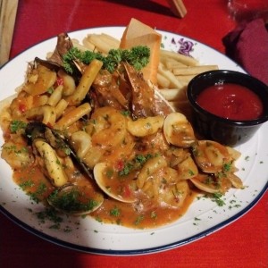 Langostinos a la Diabla con Mariscos