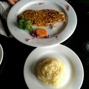 filete de pescado al ajillo